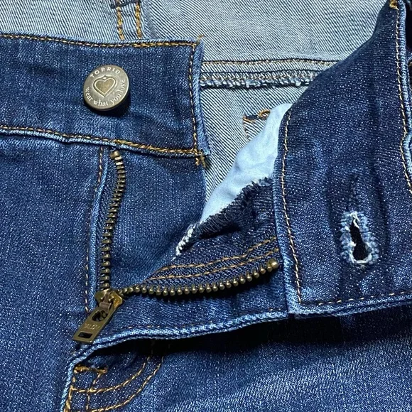 Torrid Relaxed Boot Women’s 18 Casual Medium Wash Distressed Denim Bootcut Flare - Picture 6 of 11